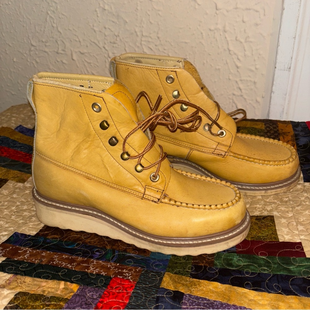Vintage leather Kinney , mock steel toe oil resistant work boots 7E